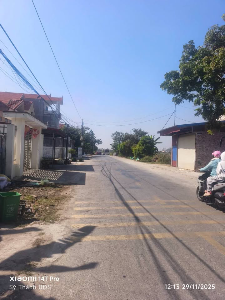 Đất nền mặt đường Hồ Sen, Kiến Thụy 150m² giá 2.15 tỷ - View sông Đa Độ đẹp mắt!