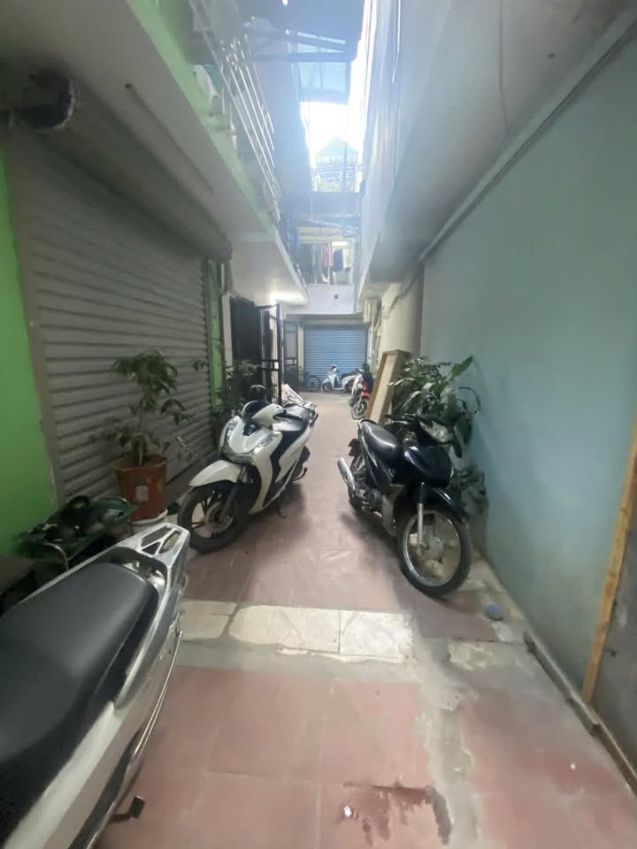 Nhà phố Phan Đình Giót, Thanh Xuân 50m² giá 3.6 tỷ - Ngõ rộng ô tô vào tận nơi!