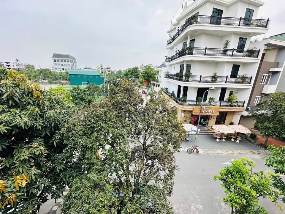 Nhà 3 tầng Lê Quang Đạo Từ Sơn 90m² giá 13 tỷ - Vị trí đắc địa kinh doanh