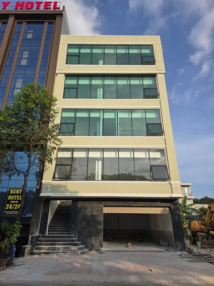 Cho thuê văn phòng 2 tầng tại đường Dân Chủ, Vĩnh Tân - Giá chỉ từ 15 triệu!