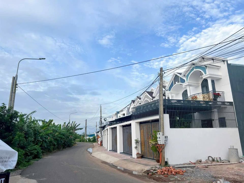 Đất thổ cư Bàu Trâm, Long Khánh 160m² giá 1.35 tỷ - Sổ đỏ riêng chính chủ!