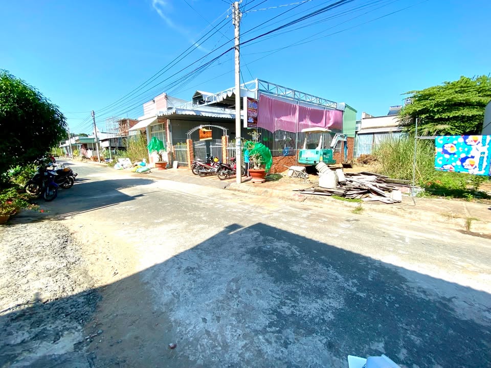 Đất nền Châu Phú 87m² giá 800 triệu - Tiện kinh doanh và sinh sống!