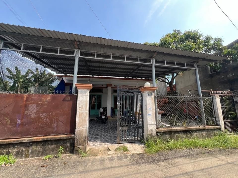 Đất thổ cư 323m² Hóc Môn giá 5 tỷ - Sổ hồng riêng, chính chủ