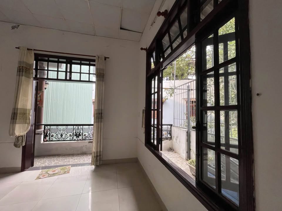 Nhà mặt tiền Cù Chính Lan Đà Nẵng 145m² giá 6.5 tỷ - Sẵn sàng vào ở!