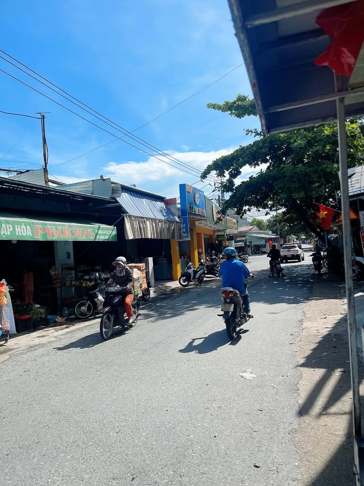 Lô đất Hòa Tiến Đà Nẵng 120m² giá 1.3 tỷ - Đường ô tô thông thoáng!