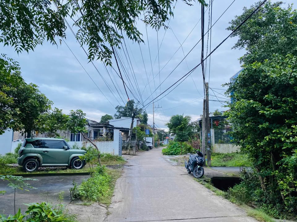 Đất mặt tiền Tứ Ngân - Làng Đại Học Đà Nẵng 125m² giá chỉ 2.35 tỷ - Cơ hội đầu tư sinh lời!