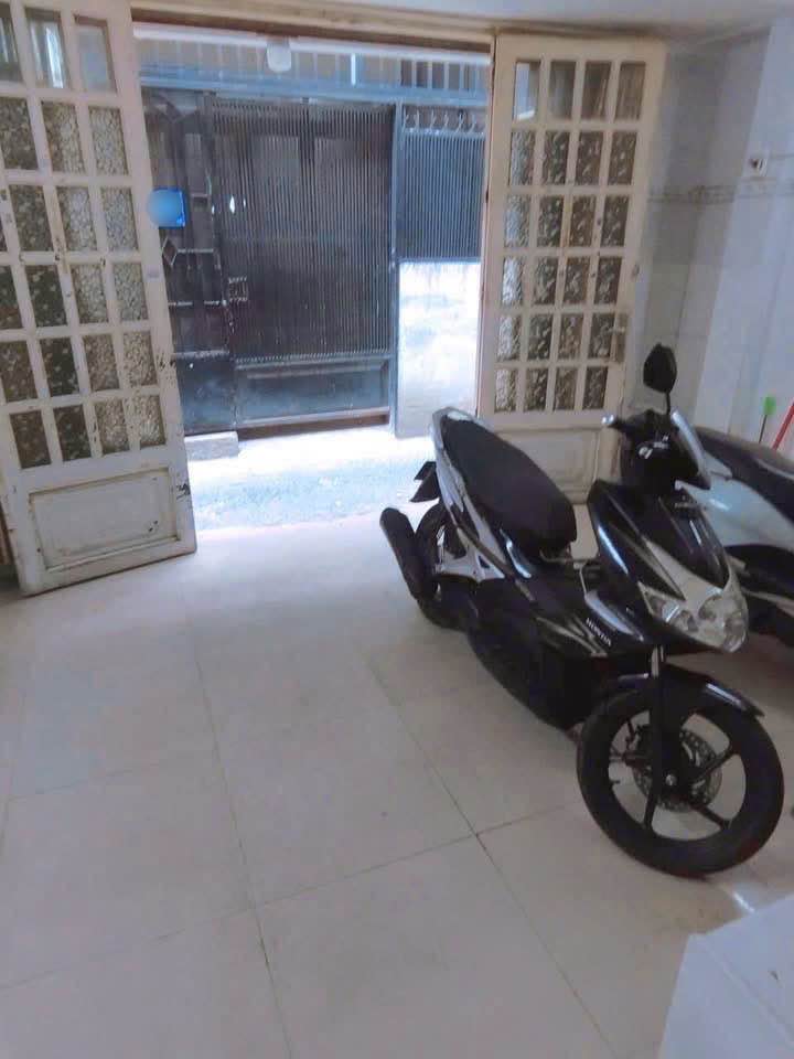 Nhà nguyên căn cho thuê tại Bình Thạnh 24m² giá 8.5 triệu - Thiết kế hiện đại, sẵn sàng vào ở!