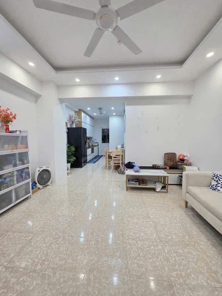 Căn hộ 30T Nam Trung Yên 44m² giá thỏa thuận - Hướng đẹp view hồ