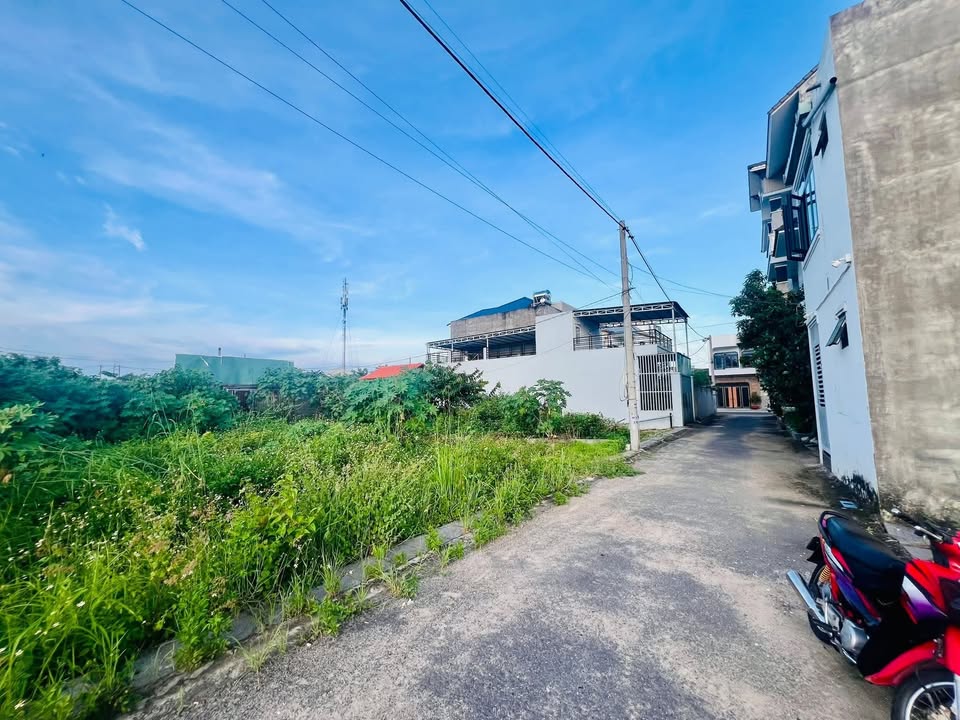 Đất nền Bà Rịa - Long Tâm 105m² giá 1.9 tỷ - Khu dân cư sầm uất!