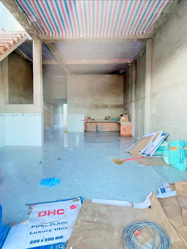 Nhà Khánh Bình Tân Uyên 140m² giá 3.3 tỷ - Vị trí đắc địa gần cầu Khánh Vân!