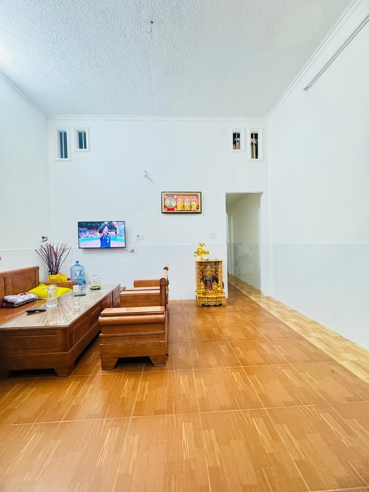 Nhà riêng Tân Phước, Dĩ An 70m² giá 1.53 tỷ - Vị trí đắc địa!