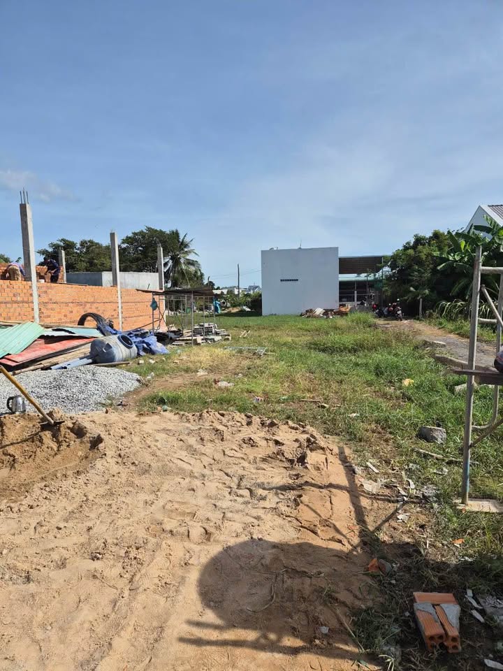 Đất thổ cư 125m² cạnh Ga Lê Duẩn - Chỉ 650 triệu, sổ đỏ chính chủ!