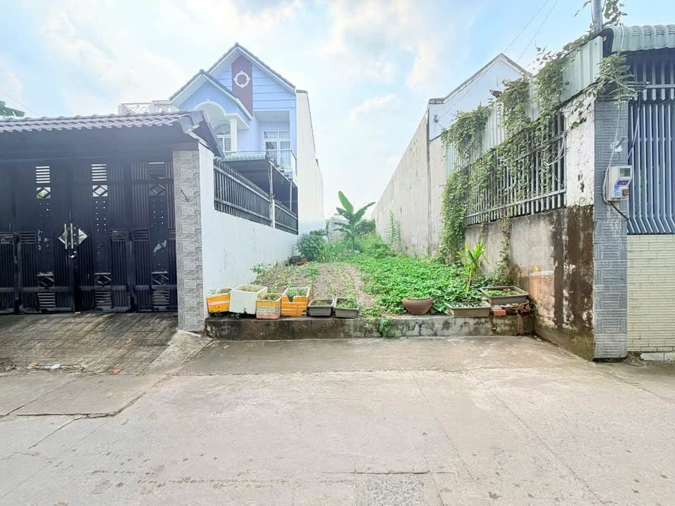 Đất thổ cư Trảng Dài 170m² giá 3.4 tỷ - Sổ riêng chính chủ, thuận tiện xây dựng!