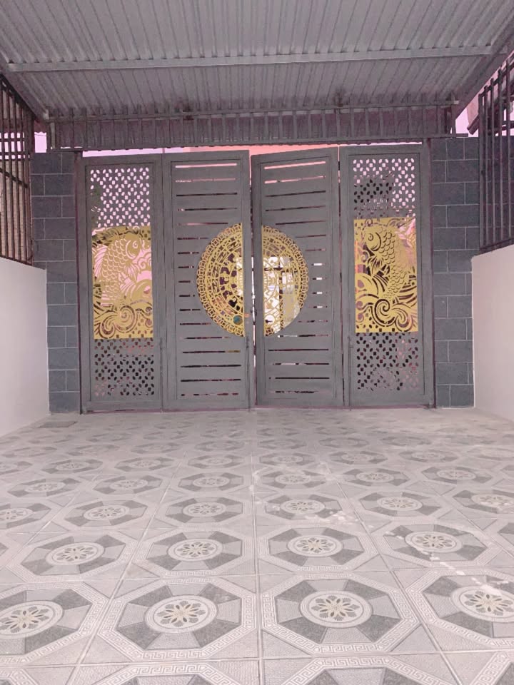 Nhà riêng Tân Phú 100m² giá 1 tỷ - Khu dân cư yên tĩnh, thuận lợi!