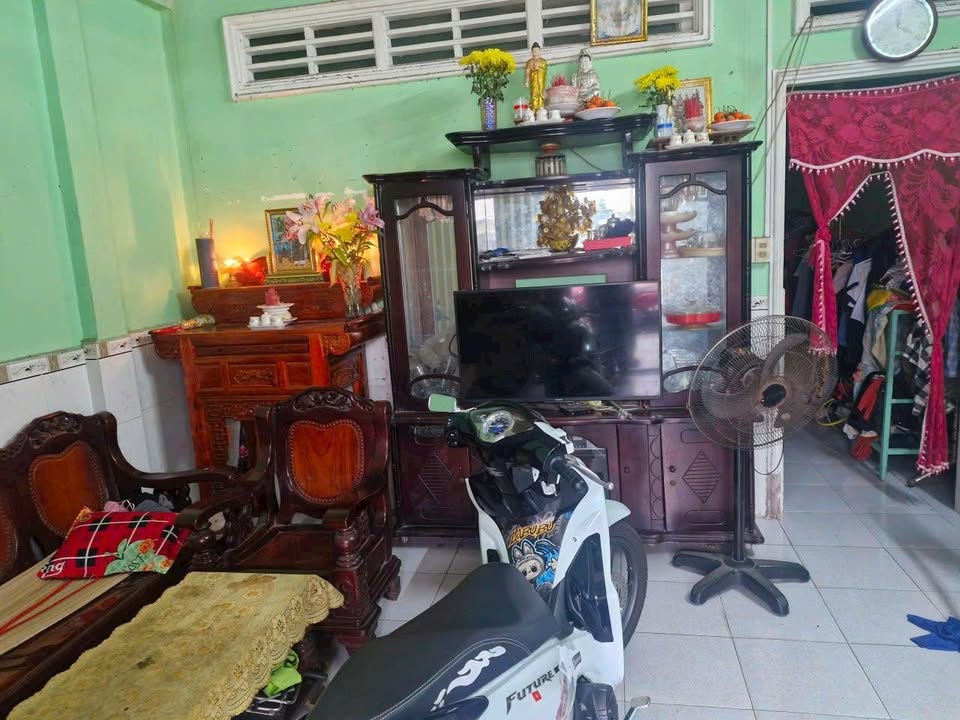 Nhà 81m² tại phường 3, TP Cao Lãnh giá 2.6 tỷ - Đường nhựa, gần chợ