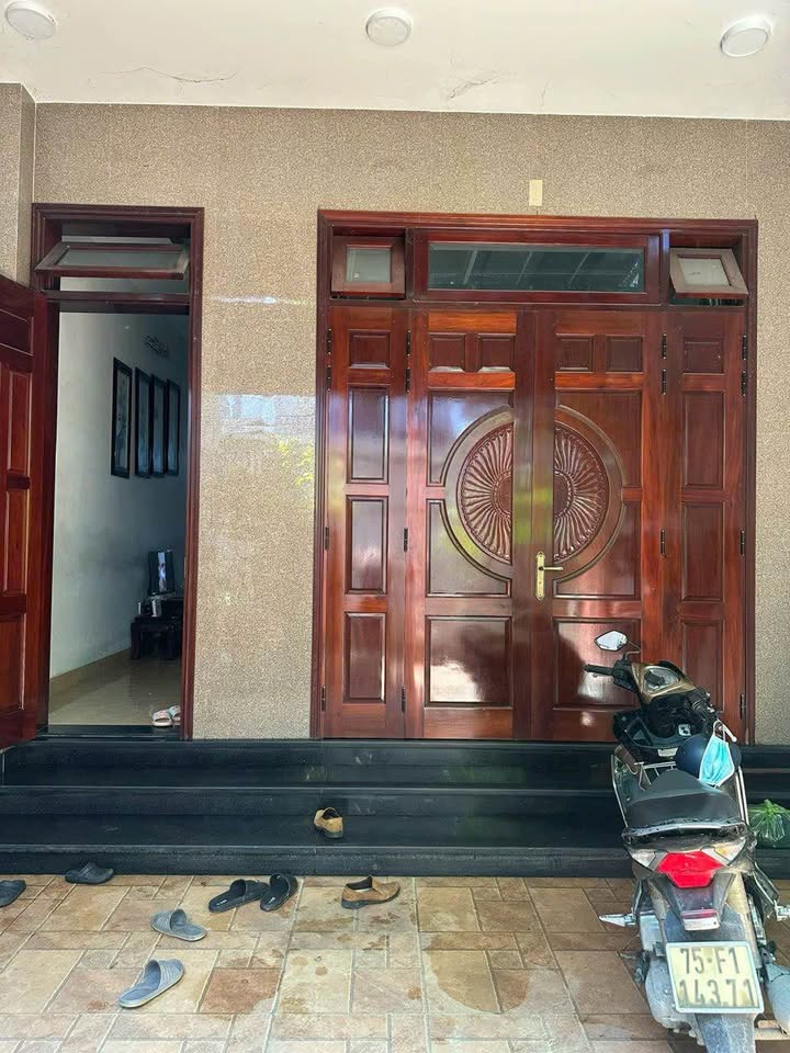 Biệt thự 3 tầng 150m² giá 5 tỷ - Kiến trúc cao cấp tại An Cựu, Huế!