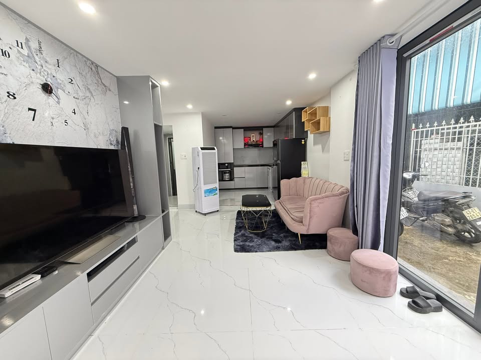 Nhà 2 tầng tại Ngô Quyền, Sơn Trà 34.6m² giá chỉ 3.45 tỷ - Full nội thất, gần biển!