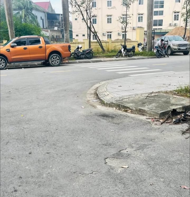 Bán đất mặt đường Phú Hào, phường Hà Huy Tập 123m² - Tiềm năng kinh doanh lớn!