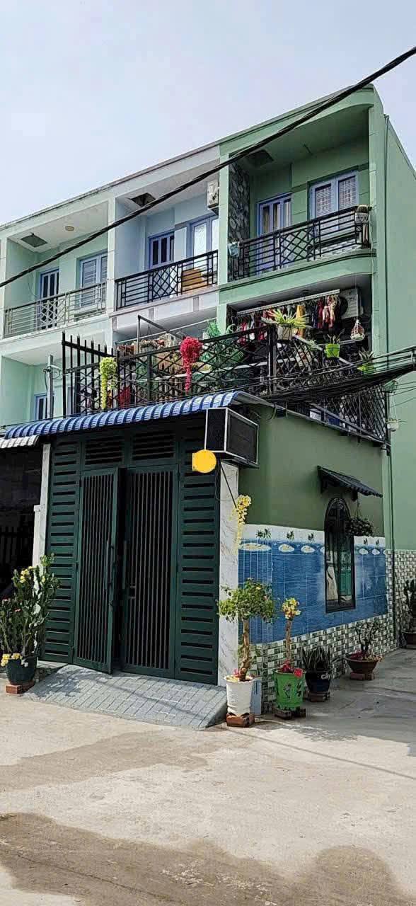 Nhà phố 2 lầu đường Lê Văn Lương 39.6m² giá 1.8 tỷ - Sổ hồng chính chủ!