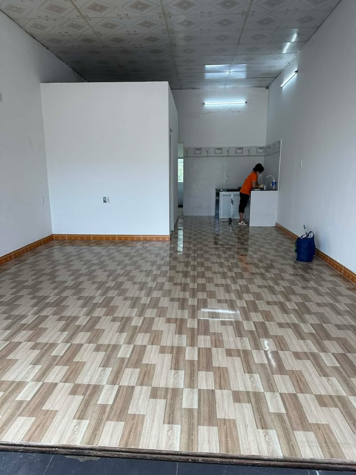 Nhà cho thuê gần chợ Lệ Trạch, xã Hòa Tiến - Giá chỉ 4 triệu/tháng!