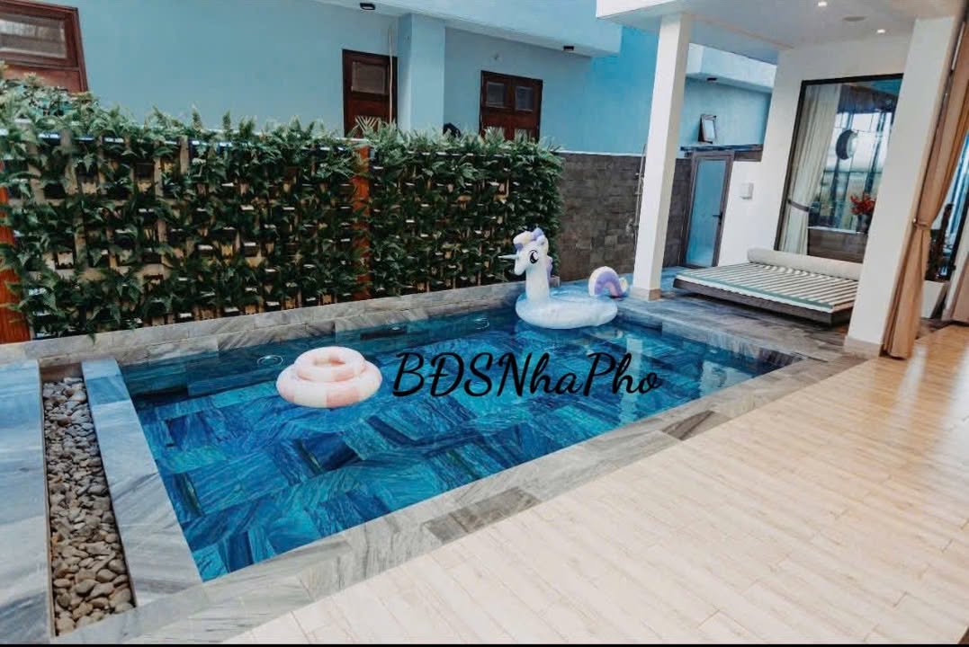 Cho thuê villa Hòa Xuân 300m² giá 60 triệu - Sân vườn, hồ bơi sang trọng!