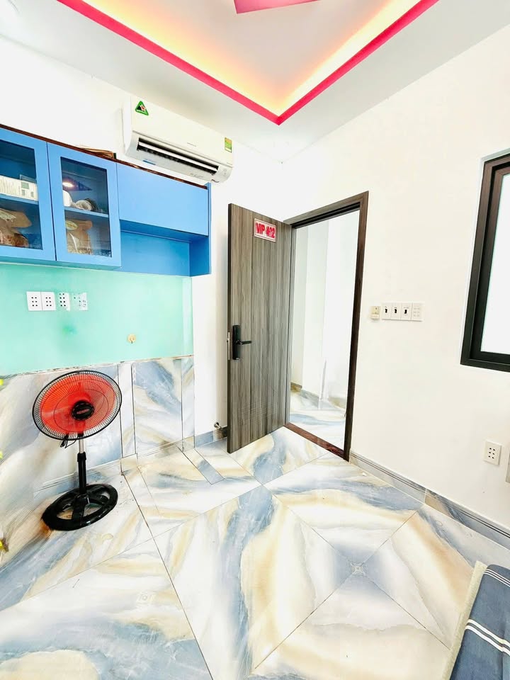 Căn hộ dịch vụ Âu Dương Lân 40m² giá 6.9 triệu - Tiện nghi đầy đủ, chỉ việc vào ở!