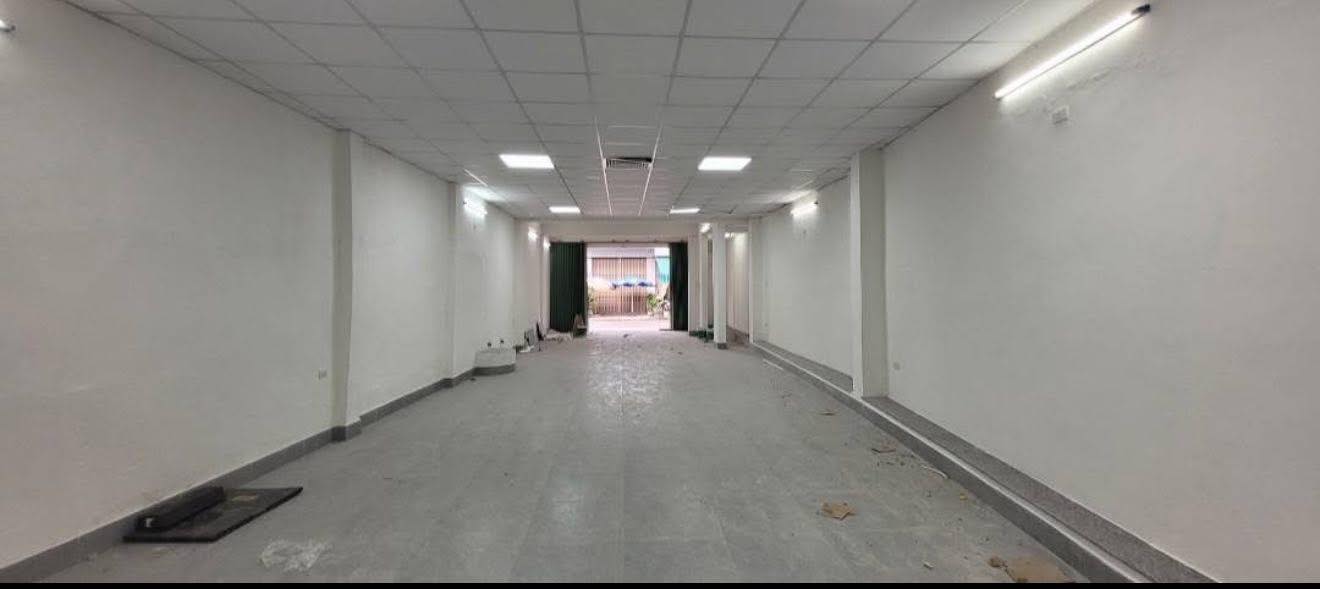 Nhà nguyên căn mặt tiền Phạm Ngũ Lão Quy Nhơn 170m² giá 12 triệu - Địa điểm lý tưởng cho kinh doanh!