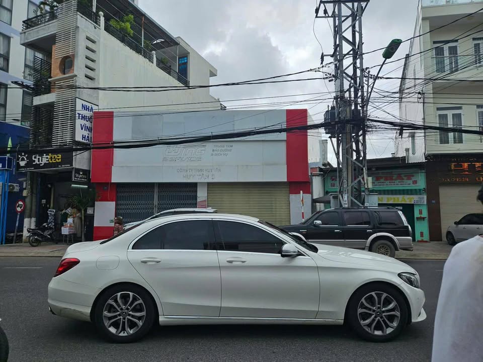 Nhà nguyên căn đường Nguyễn Thị Định 200m² giá 45 triệu/tháng - Kinh doanh sầm uất!