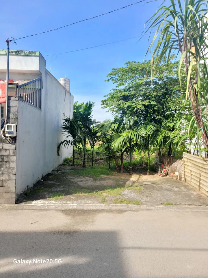 Đất nền hẻm 730 Lã Xuân Oai, Thủ Đức 73m² giá 5.1 tỷ - Khu dân cư văn minh!