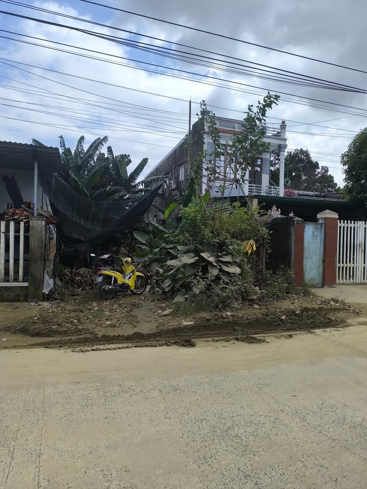 Đất nền mặt tiền đường Huỳnh Ngọc Huệ, 170m² giá 1 tỷ - Tiềm năng kinh doanh lớn!