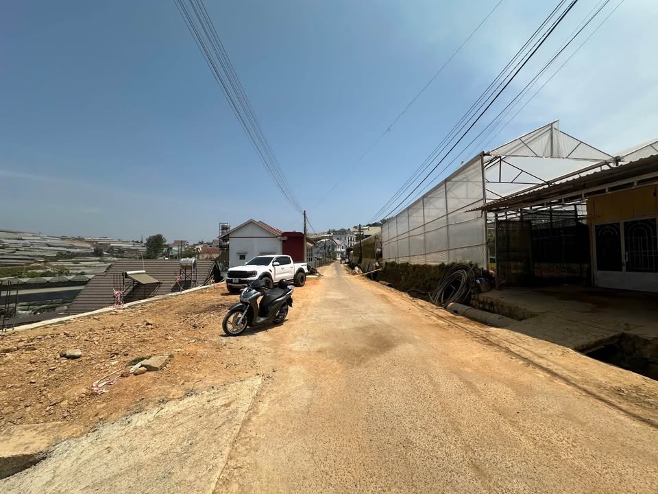 Bán lô đất mặt tiền đường Huỳnh Tấn Phát, Đà Lạt 520m² giá 8 tỷ - Cơ hội đầu tư tuyệt vời!
