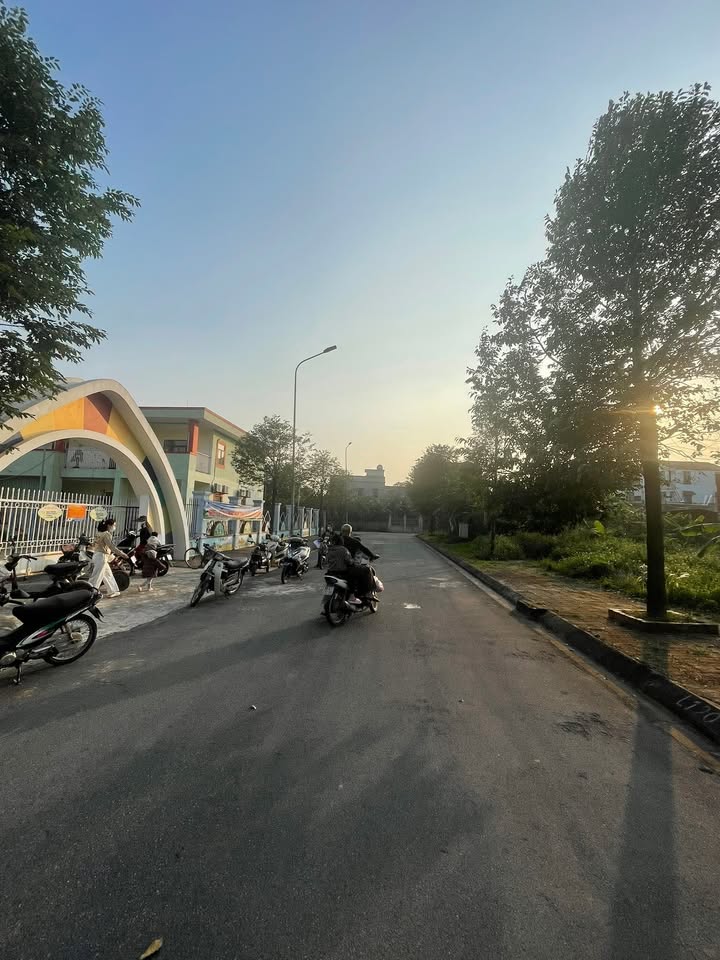 Đất nền Trung Hòa, Từ Sơn 96m² giá 4 tỷ - Cơ hội đầu tư hấp dẫn!