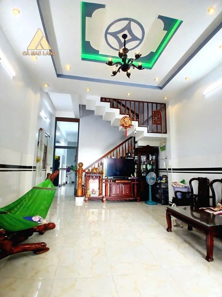 Nhà 1 trệt 1 lầu tại Phường 4, Cà Mau 120m² - Thiết kế hiện đại, tiện ích đầy đủ!