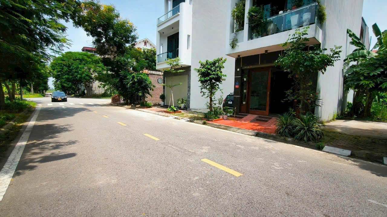 Lô đất đẹp khu đô thị Vạn Lộc, phường Tứ Minh, 69.75m² giá 3.4 tỷ - Sổ đỏ chính chủ!