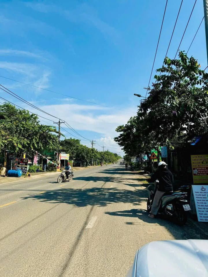 Nhà mặt tiền TL767, xã Cây Gáo, 135m² giá 2.8 tỷ - Phù hợp kinh doanh văn phòng!