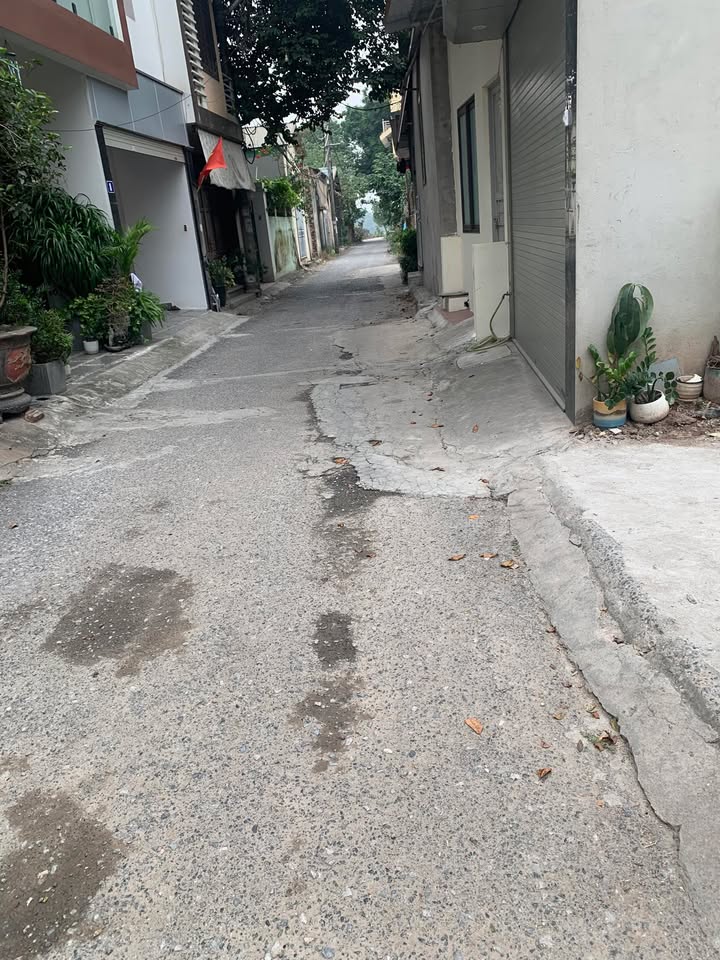 Đất Phúc Lợi 34m² giá 4.9 tỷ - Cơ hội đầu tư hấp dẫn!