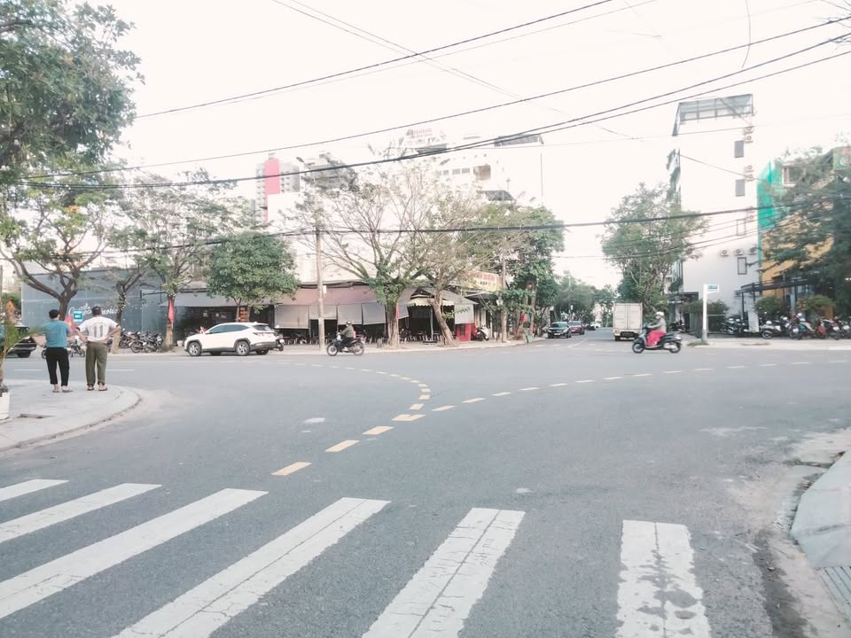 Đất nền Hồ Nghinh Sơn Trà 136m² giá 16.5 tỷ - Vị trí đẹp gần biển!