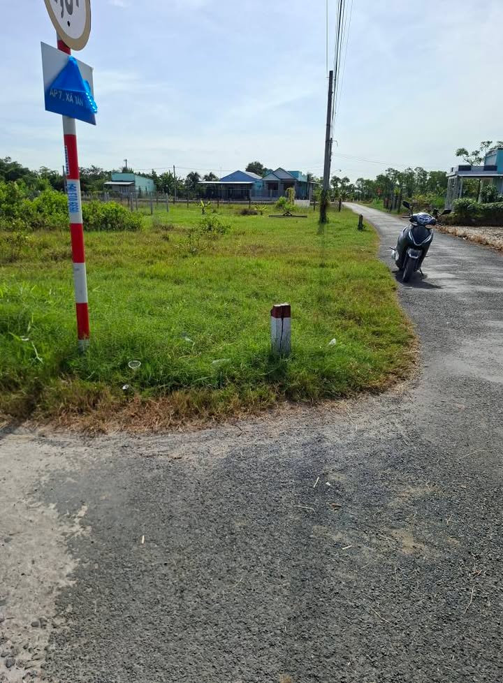 Đất thổ cư 210m² 2 mặt tiền, Gò Công Đông, Tiền Giang - Giá chỉ 540 triệu!