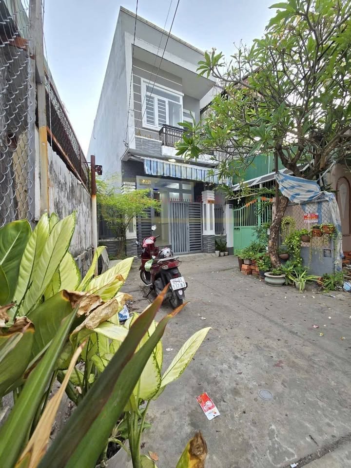 Nhà cho thuê 2 tầng hẻm nhánh đường Hùng Vương, Ninh Kiều, Cần Thơ 90m² giá 8 triệu - Thích hợp kinh doanh!