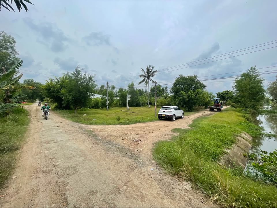 Đất góc 2 mặt tiền Mậu Thân Nối Dài, 1195m² giá 83.65 tỷ - Đầu tư sinh lời!