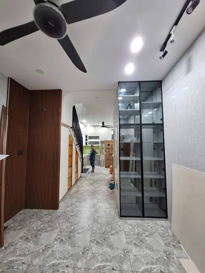 Nhà riêng đường Lê Văn Lương quận 7 63m² giá 5.8 tỷ - Hẻm thông thoáng, không ngập!