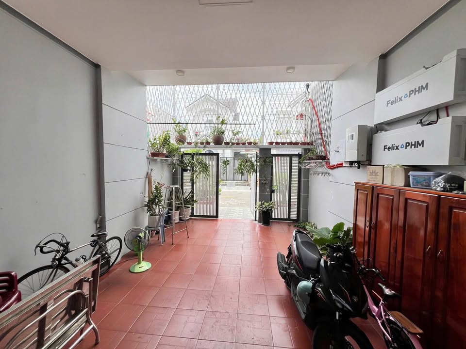 Nhà phố 1 trệt 1 lầu đường Trần Quang Diệu, TP. Phan Thiết 100m² - Giá chỉ 4 tỷ!