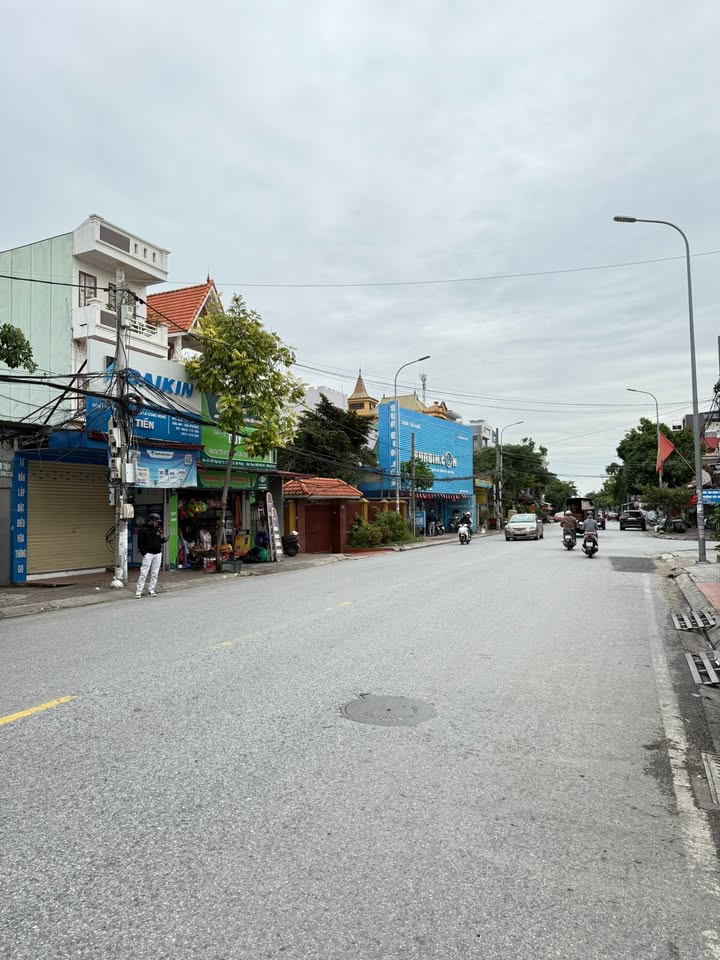 Lô đất mặt đường Ngô Gia Tự 131m² giá 13.6 tỷ - Đầu tư sinh lời cao!