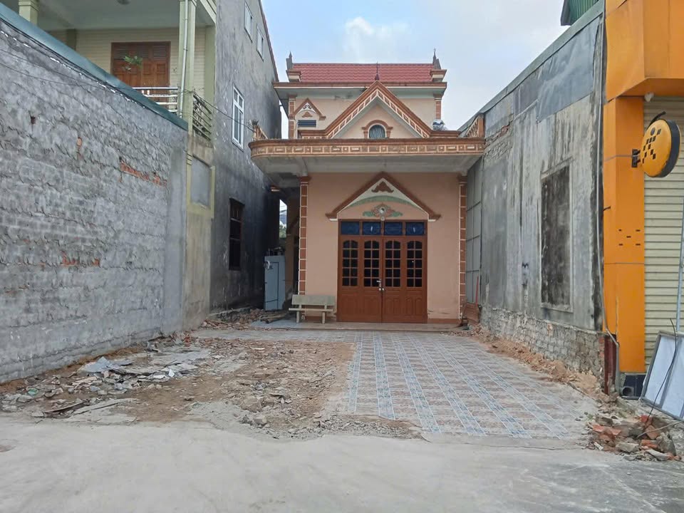 Nhà nguyên căn Yên Thành 175m² - Mặt bằng kinh doanh lý tưởng!