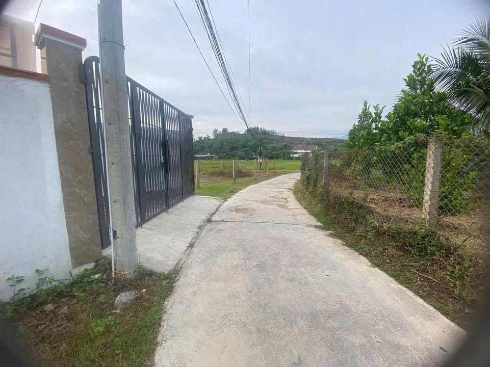 Đất nền Hòa Thắng, Ninh Hòa 97m² giá chỉ 599 triệu - Cần bán gấp!