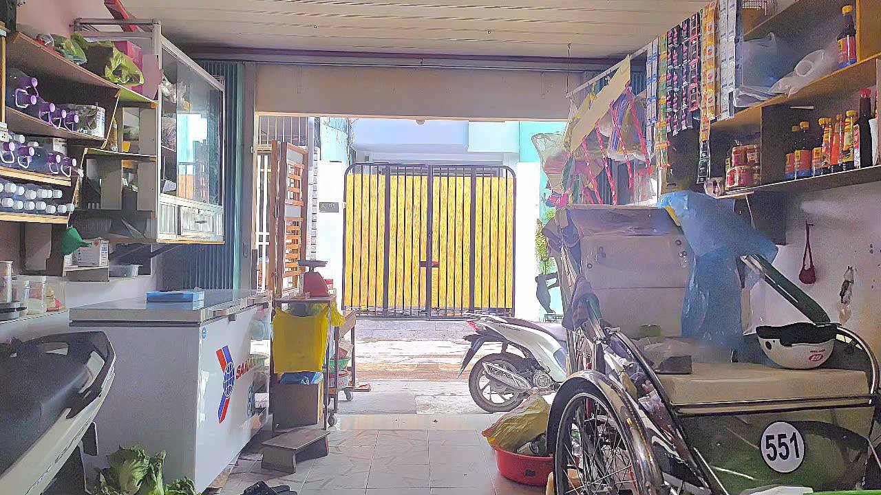 Nhà mặt tiền đường ô tô tránh Nha Trang 50m² giá 3.8 tỷ - Vị trí vàng gần biển!