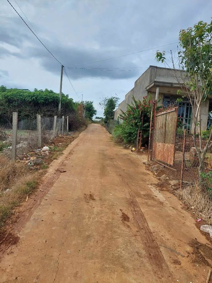 Đất thổ cư xã Quảng Lập 170m² giá 820 triệu - Nhà còn mới, sạch sẽ!