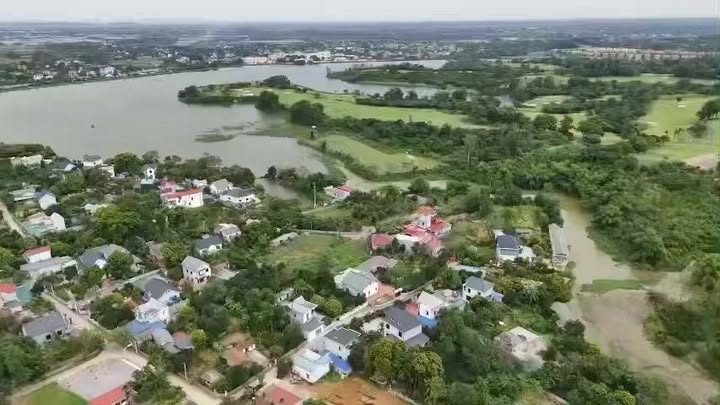 Đất nền Xuân Mai 90.4m² giá 1.3 tỷ - Sổ đỏ chính chủ, vị trí đẹp!