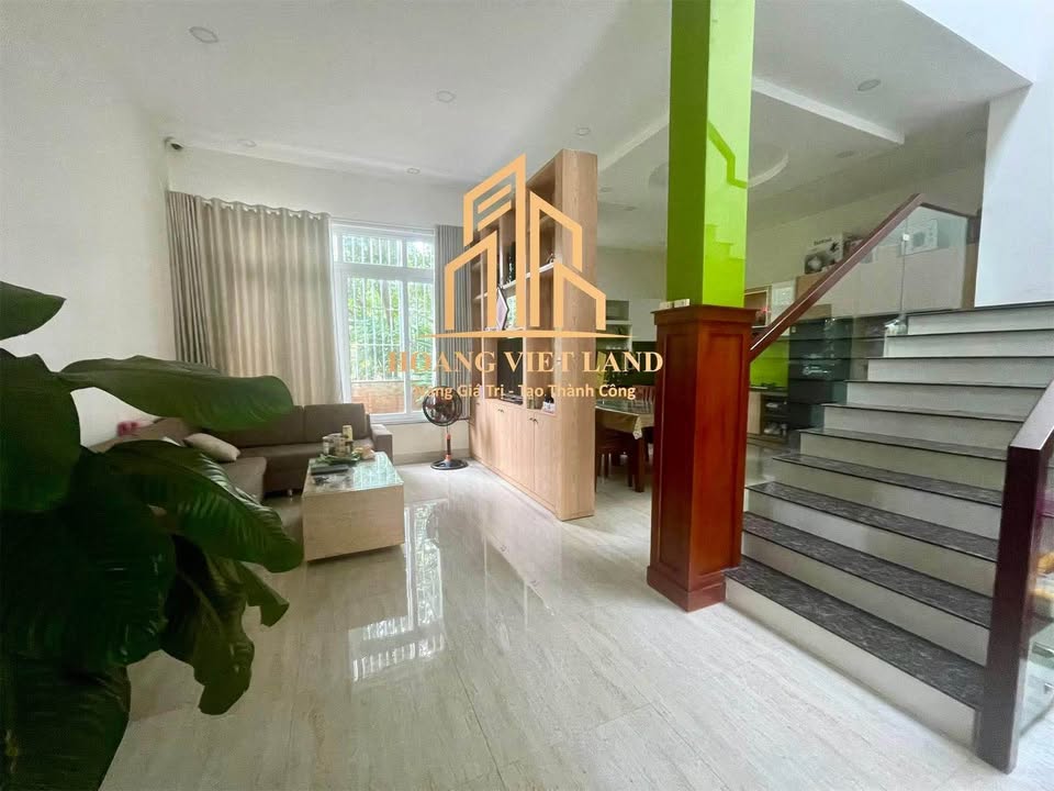 Bán nhà mặt tiền Hồ Tùng Mậu, Buôn Ma Thuột, 195.5m² - Vị trí đẹp, có sẵn dòng tiền!