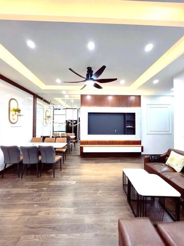 Chung cư A6 Nam Trung Yên 45m² giá 3 tỷ - Full nội thất đẹp